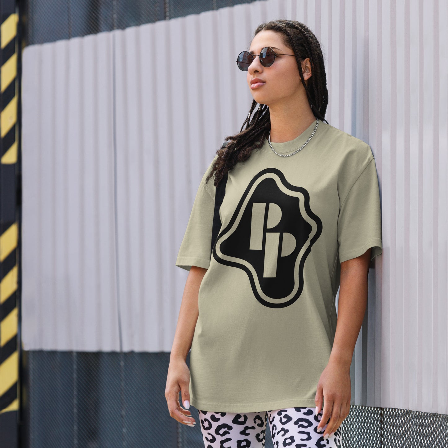 Oversized Logo Oversized Faded Tee